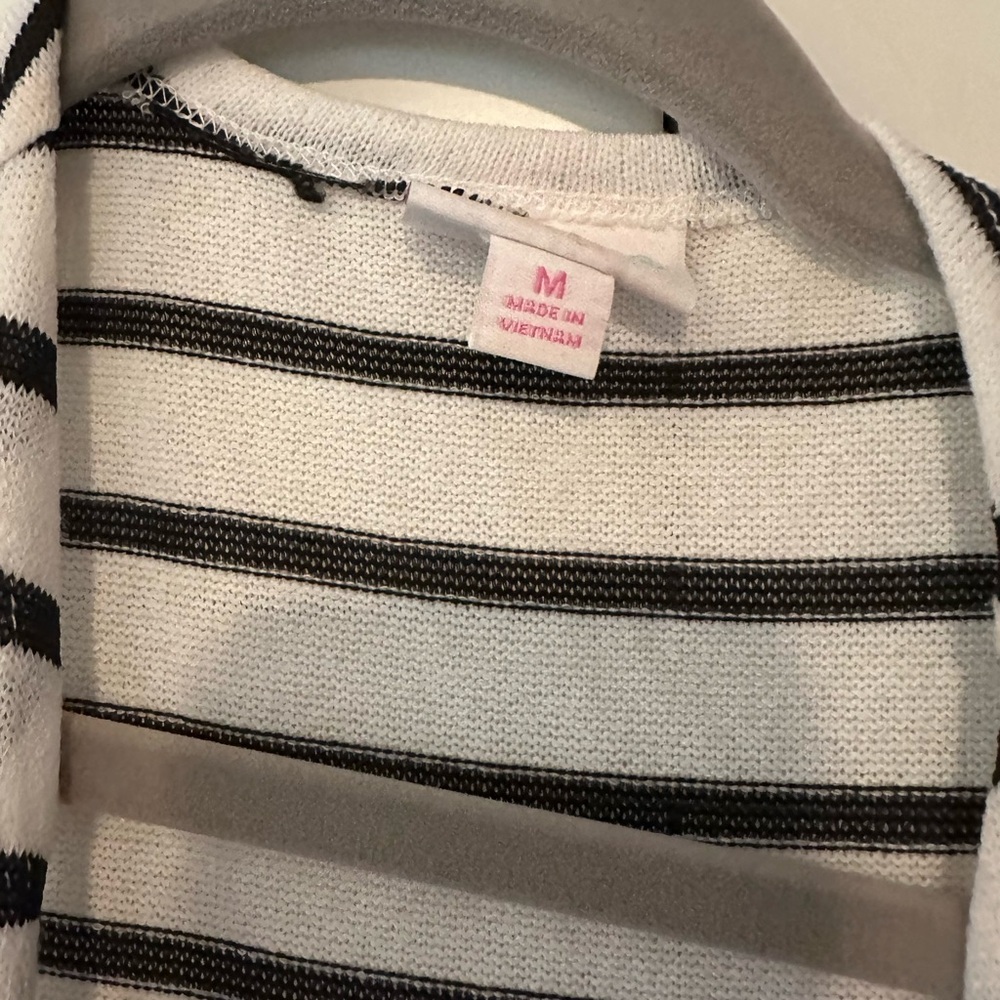 LulaRoe Black and White Striped Joy sleeveless long Vest lightweight Sweater
